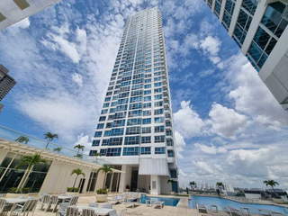 Apartment for Sale in Costa del Este - 3 bedrooms