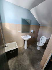 Warehouse / Industrial Space for Rent in 24 de Diciembre - 0 bedrooms