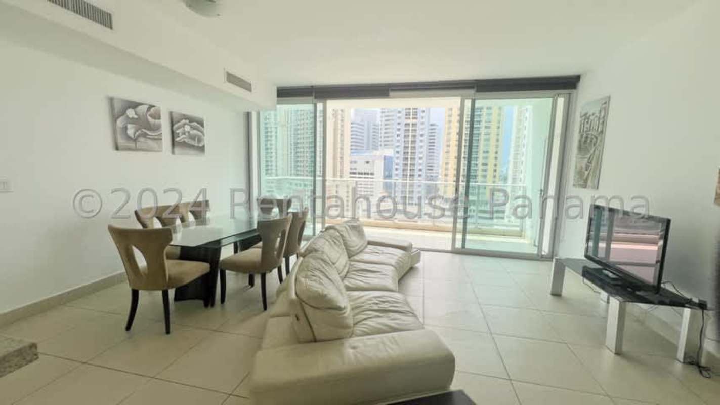 Fully equipped kitchen with granite counters stainless appliances PH Dupont Tower apartment