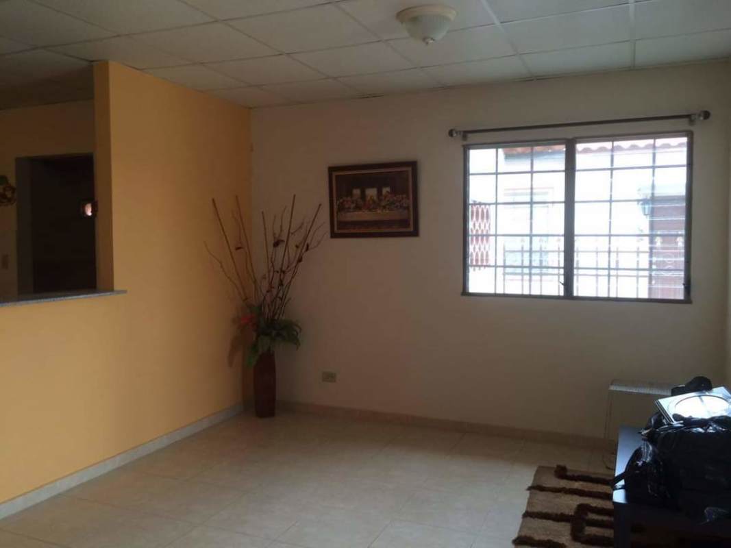 3BR Gated House with Terrace for Rent in Las Cumbres in Panama - View 4