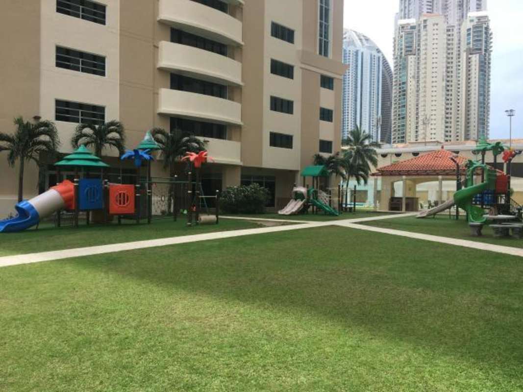 Kitchen with granite countertops, stainless appliances PH Ocean Club Punta Pacifica Panama