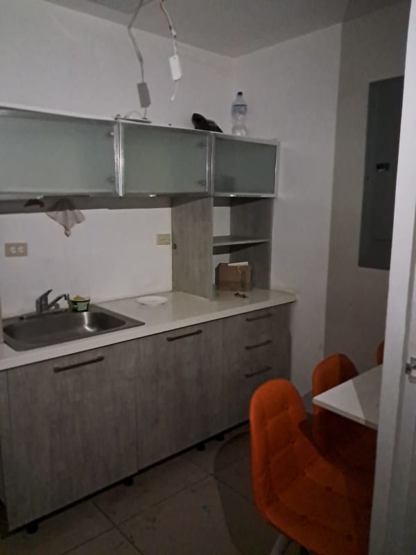 Office area with large windows and minimalist design at Liberty Plaza commercial rental Panama City