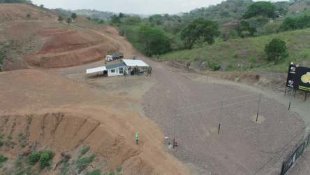 5 Hectares Playa Venao Development Land + Home in Purio - View 4