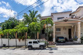 House for Sale in Rufina Alfaro - 3 bedrooms