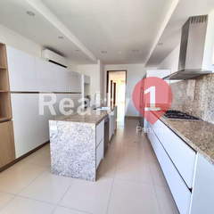 Apartment for Sale in Costa del Este - 4 bedrooms