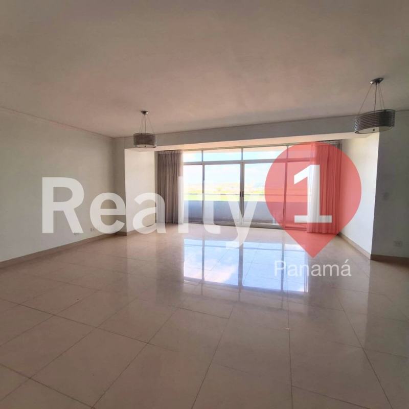 Contemporary kitchen with granite countertop and built-in cabinets in PH Elevation Costa del Este Panama