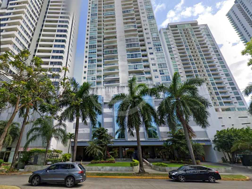 Modern elegant lobby area with reception in PH Breeze Costa del Este Panama City