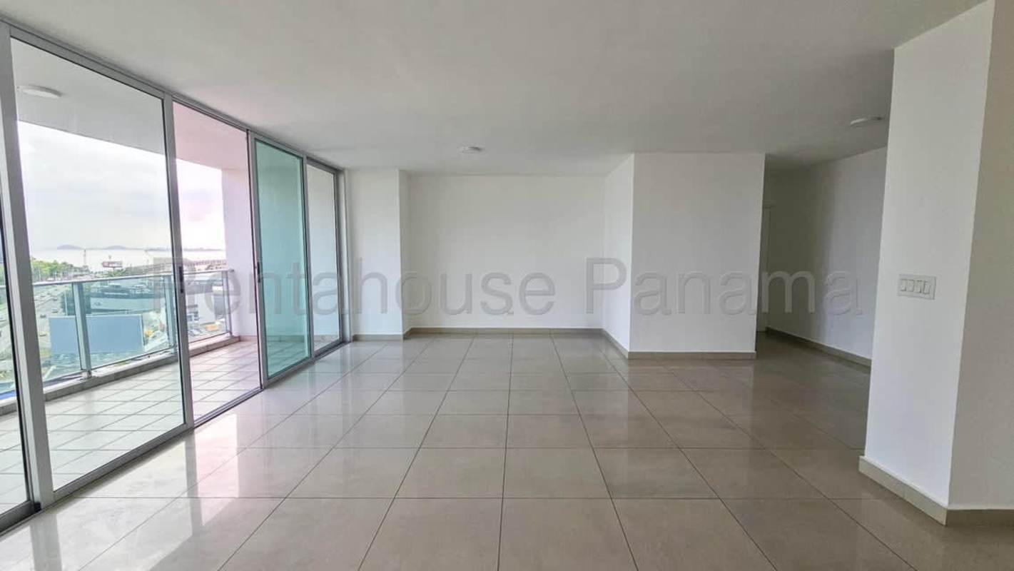 Contemporary kitchen with granite countertops, cabinets, stove in PH CCD Costa del Este