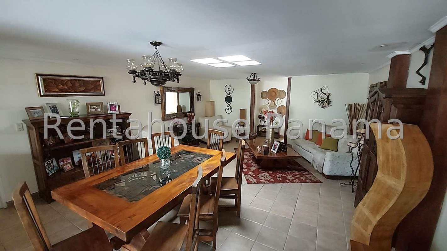 Traditional kitchen with granite countertops, stainless fridge, wood cabinetry La Fontana Chanis