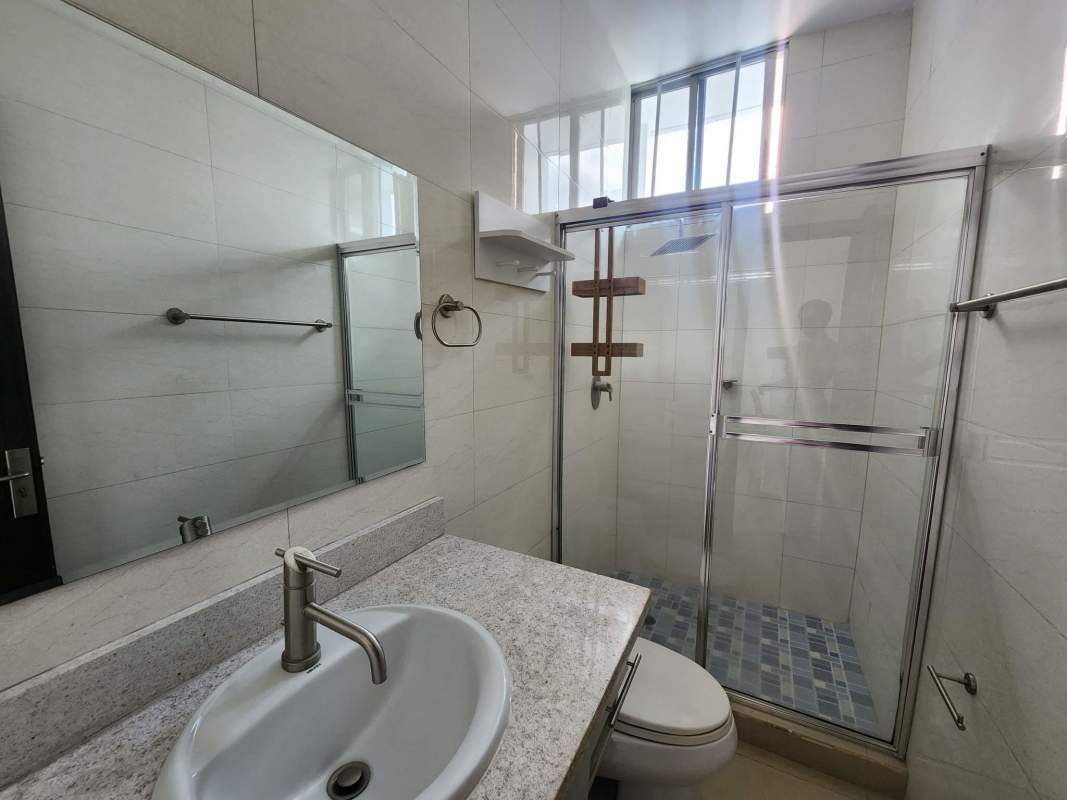 Fully equipped modern kitchen granite countertops PH Famagosta Loft apartment Panama City