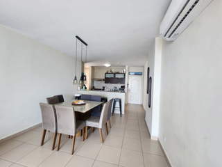 Apartment for Sale in San Francisco - 2 bedrooms