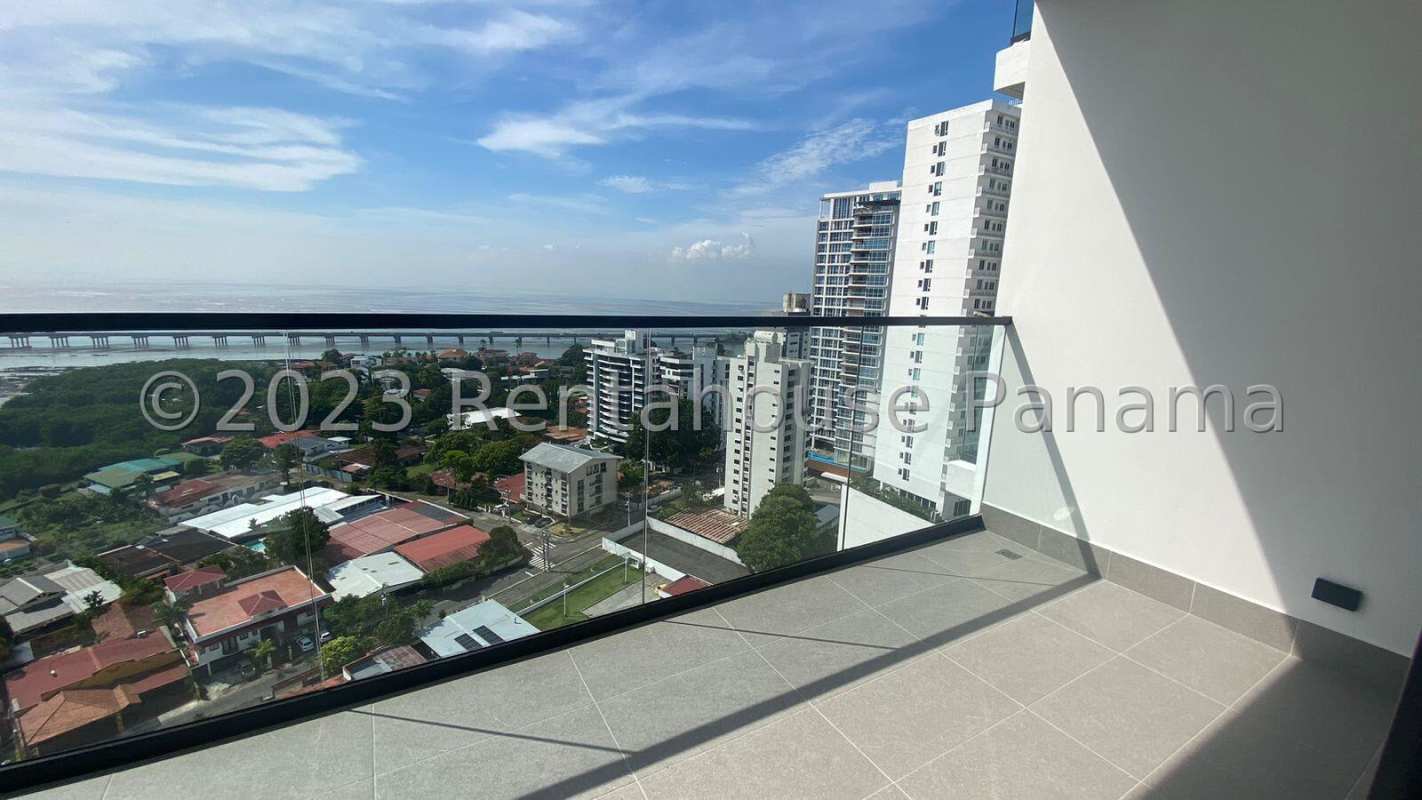 Covered outdoor terrace with infinity pool and ocean skyline view at Victory Wellness Coco del Mar