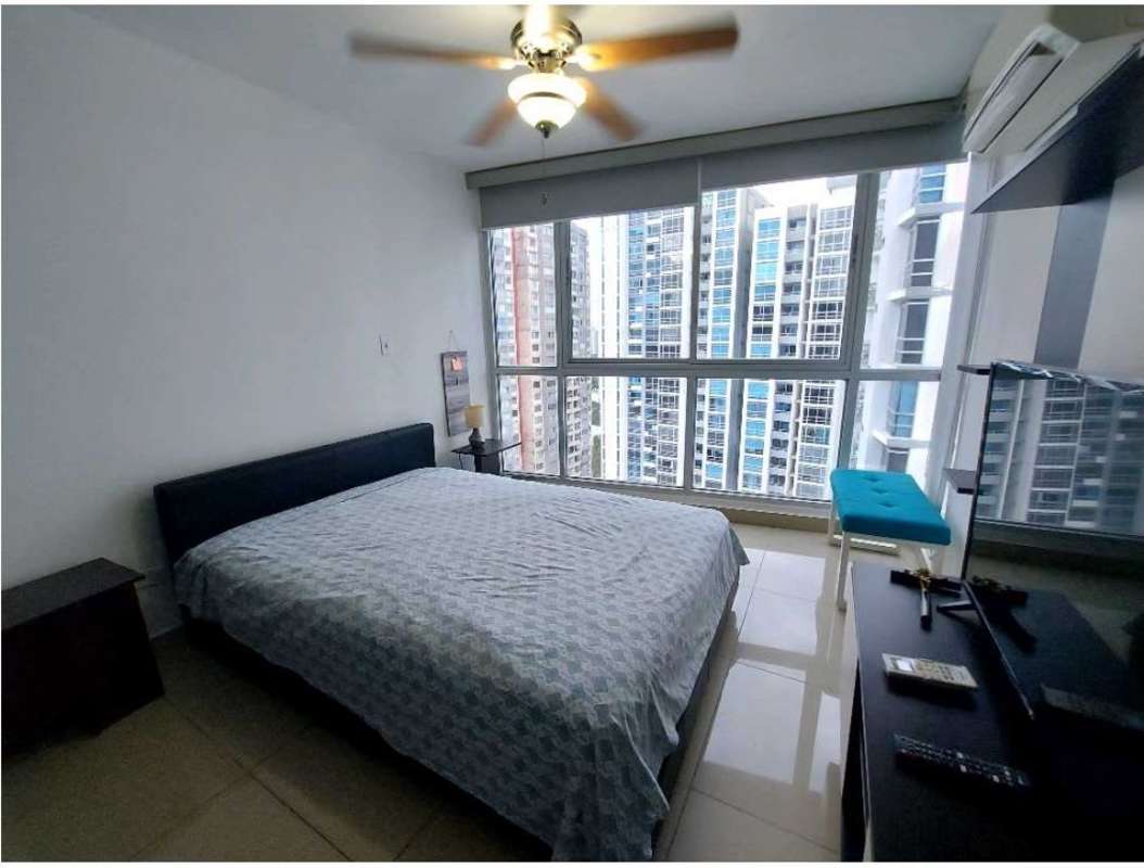 Bedroom with large wardrobe and split AC in PH Coral Towers Carrasquilla Panama City