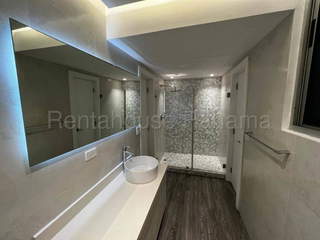 Apartment for Rent in San Francisco - 3 bedrooms