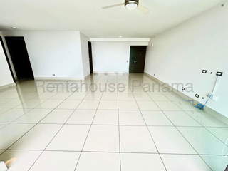 Apartment for Rental in Costa del Este - 3 bedrooms