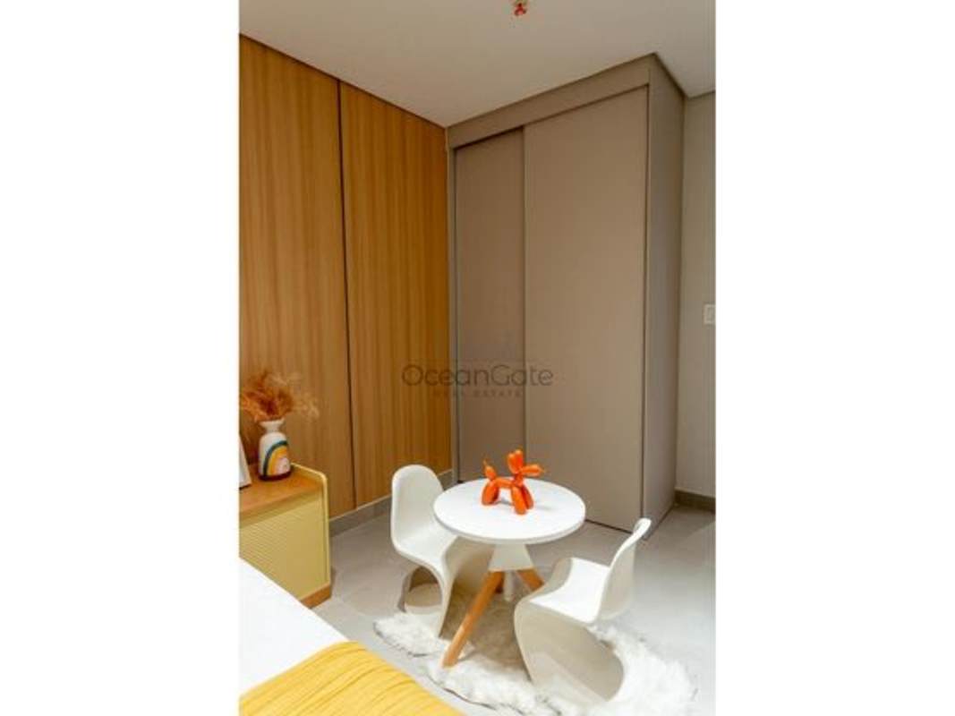 Children's bedroom with built-in wardrobe and furniture at PH Mi Condado Condado del Rey Panama City