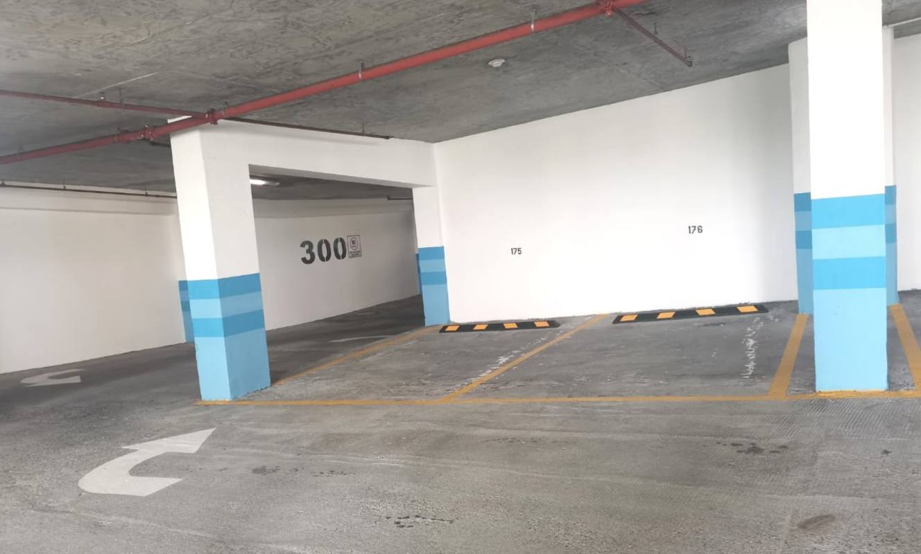 Bright bedroom with walk-in closet and contemporary design at PH Castellamare Costa del Este Panama