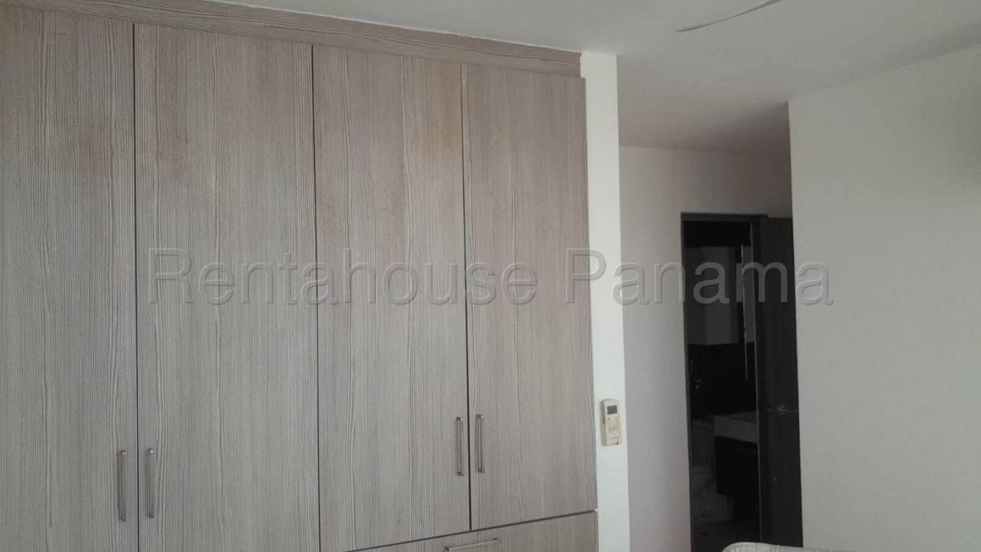 Kitchen with granite countertops and cabinetry at Metropolitan Park Carrasquilla Panama