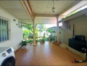 Spacious covered terrace with tiled floor and ceiling fan Barrida La Alameda Santiago Veraguas Panama