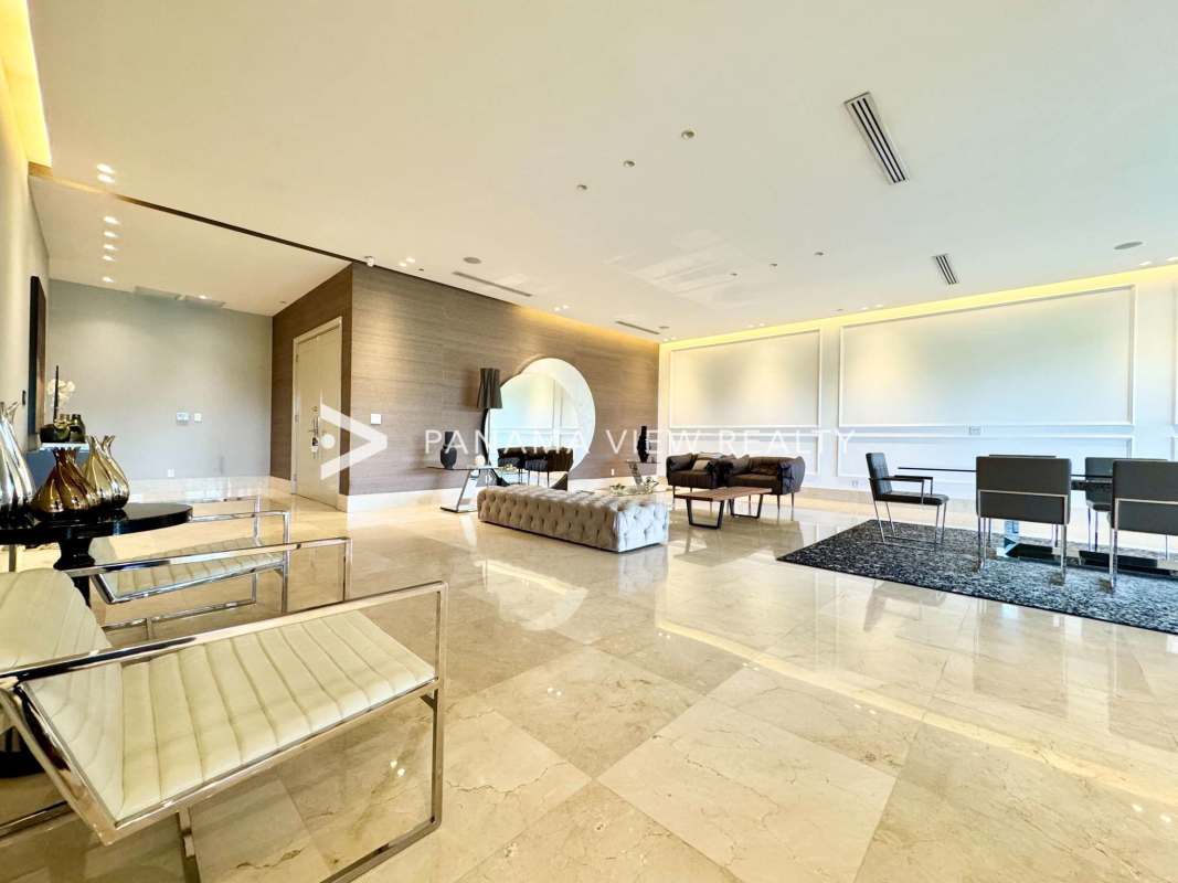 Luxury bedroom suite with marble floors and golf garden view terrace The Reserve Santa Maria Panama