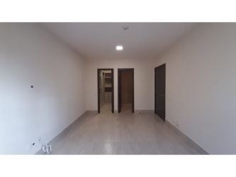 Bedroom with walk-in closet and inverter AC at River Valley Panama Pacifico apartment for rent