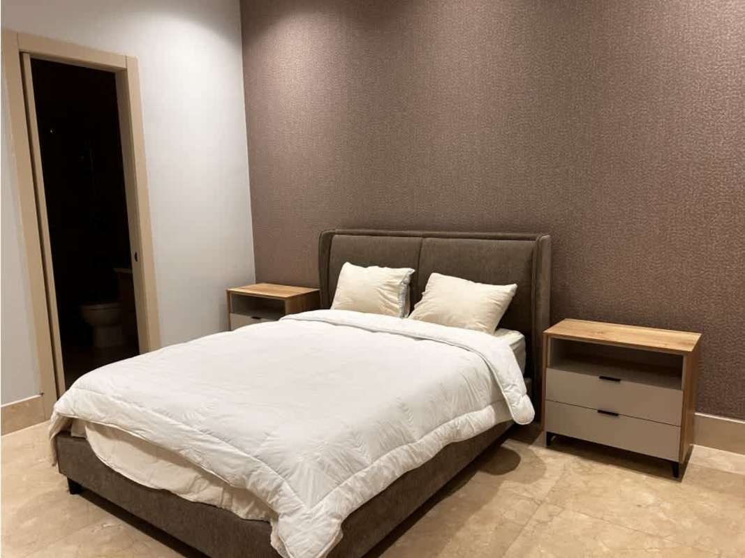 Modern luxury kitchen at PH Garden Ocean Reef Punta Pacifica with premium appliances