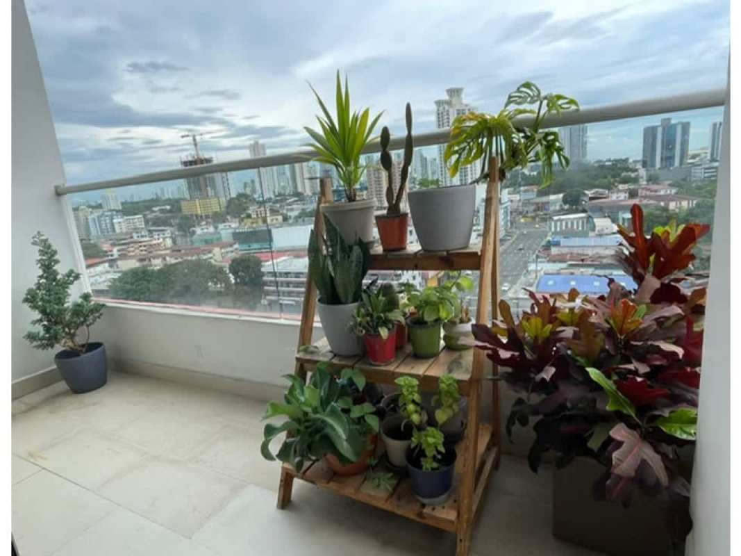 Granite countertop kitchen equipped with appliances in PH Rainbow Tower El Carmen Panama City
