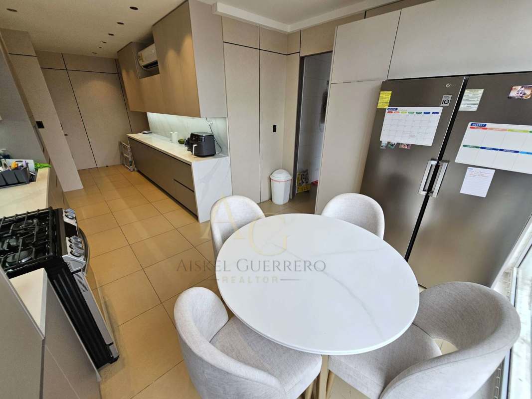 Luxury 4BR Ocean View Condo PH Ocean Club Punta Pacifica