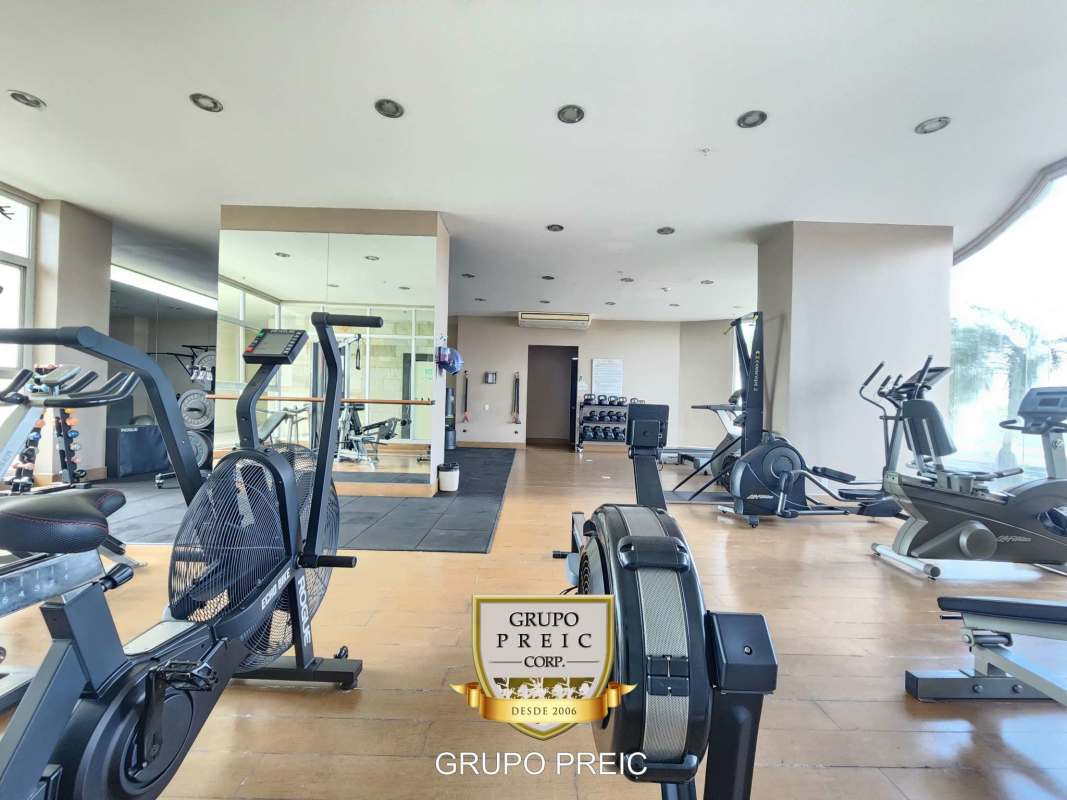 Luxury 3BR Apartment with 4 Parking Costa del Este