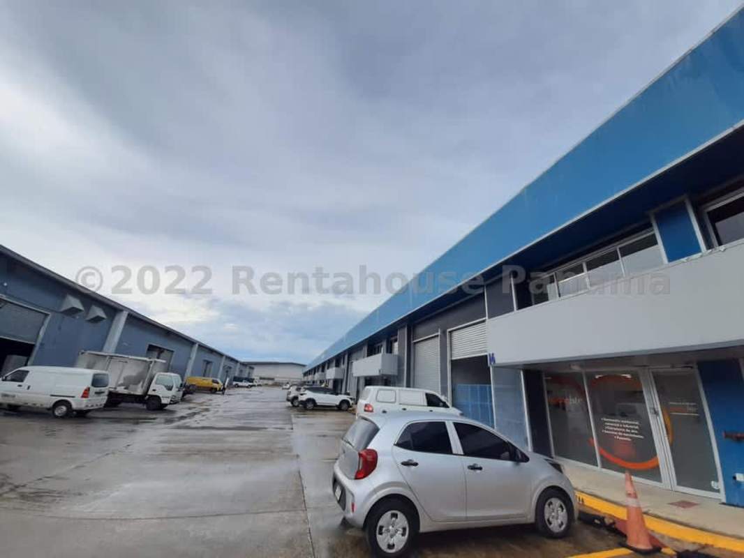 Warehouse with wide loading bay area parking and signage Tocumen Panama