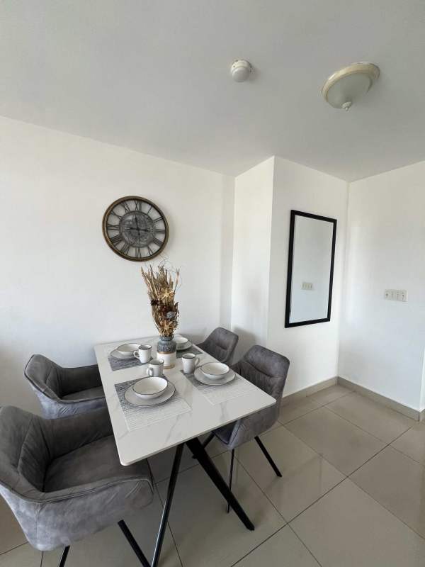 Bright furnished master bedroom with ensuite bathroom in PH Teus Tower Carrasquilla Panama City