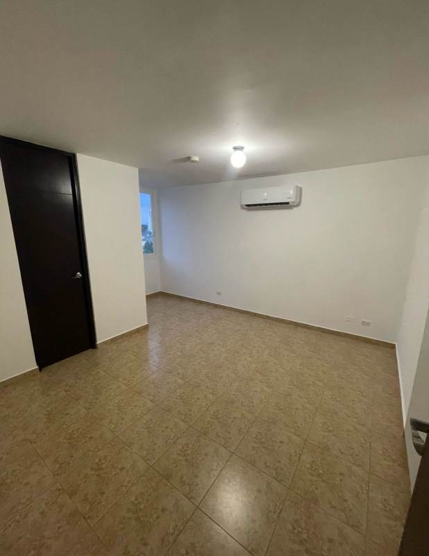 Bright bedroom with inverter AC built-in closet window PH Nova 12 Panama City