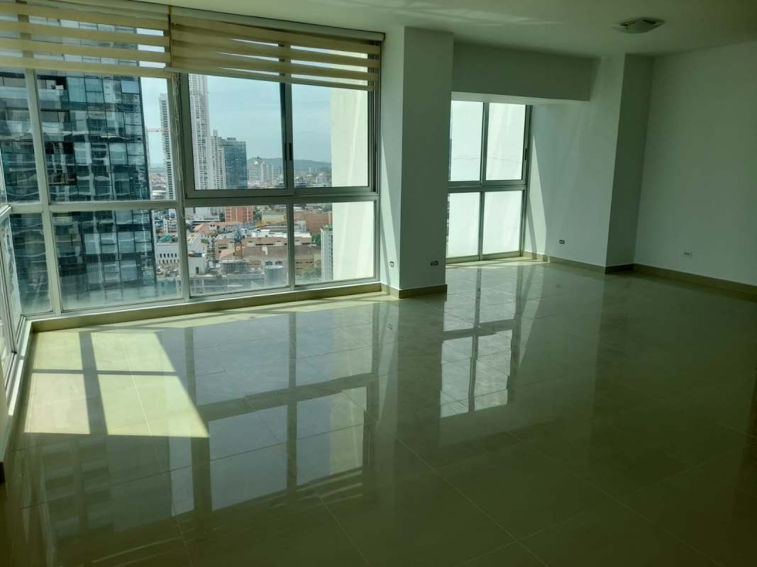 Large window bedroom with panoramic skyline ocean views PH Belle View Tower Panama