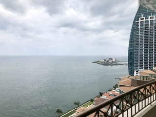 Apartment for Sale in San Francisco - 3 bedrooms