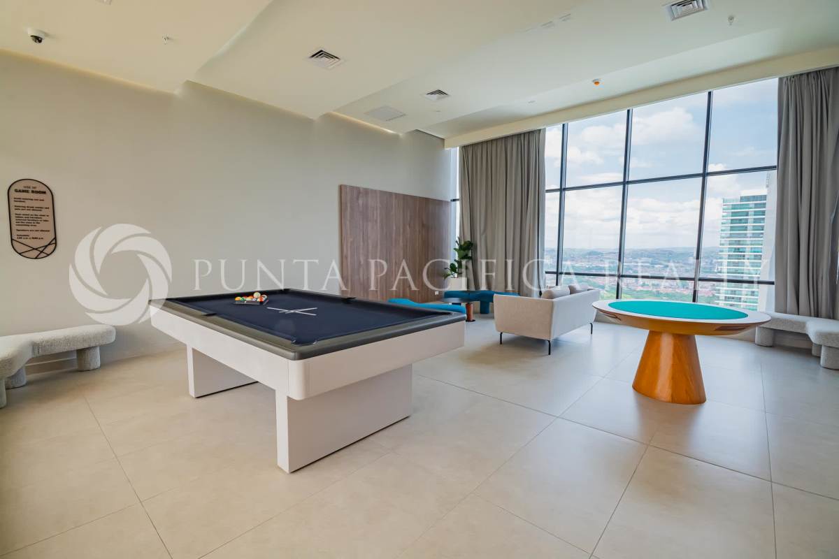 Fitness center with cardio and strength training equipment PH Arcadia Panama City