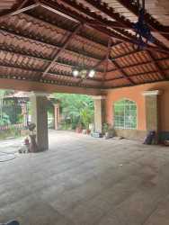 Spacious 4BR 4BA House with Terrace Boquete Area in La Mata - View 10