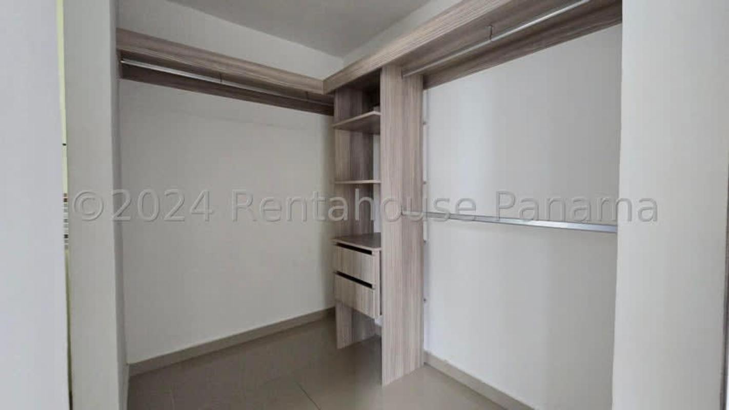 Bathroom with tiled shower and granite vanity at PH Carrasquilla Park View Panama