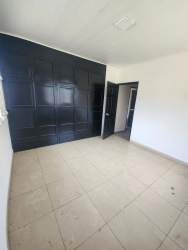 3BR House with Balcony & Large Yard for Rent in Chitré Panama