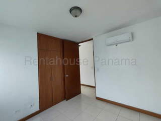 Apartment for Rent in El Cangrejo - 3 bedrooms