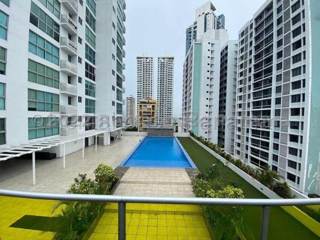 Rooftop terrace with pool ocean view social area PH Moon Tower Panama City