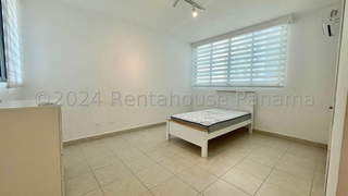 Apartment for Sale in San Francisco - 3 bedrooms