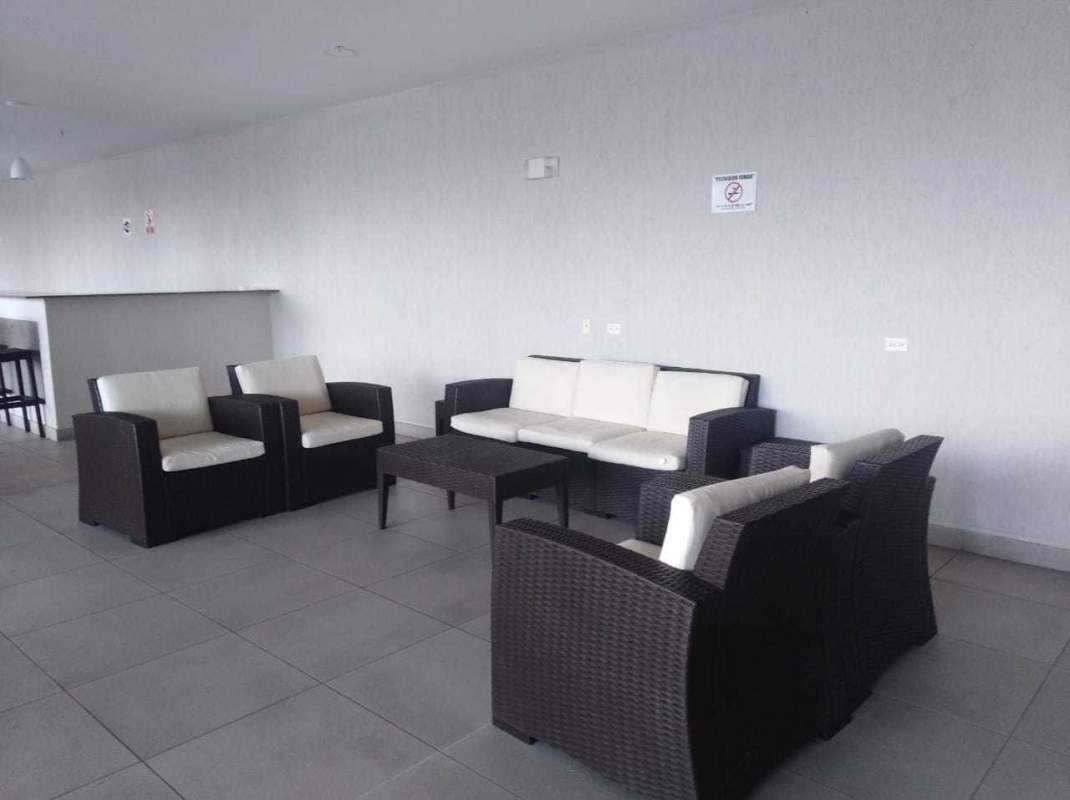 Modern equipped gym with cardio machines, weights at PH Vista Hermosa Via España Panama