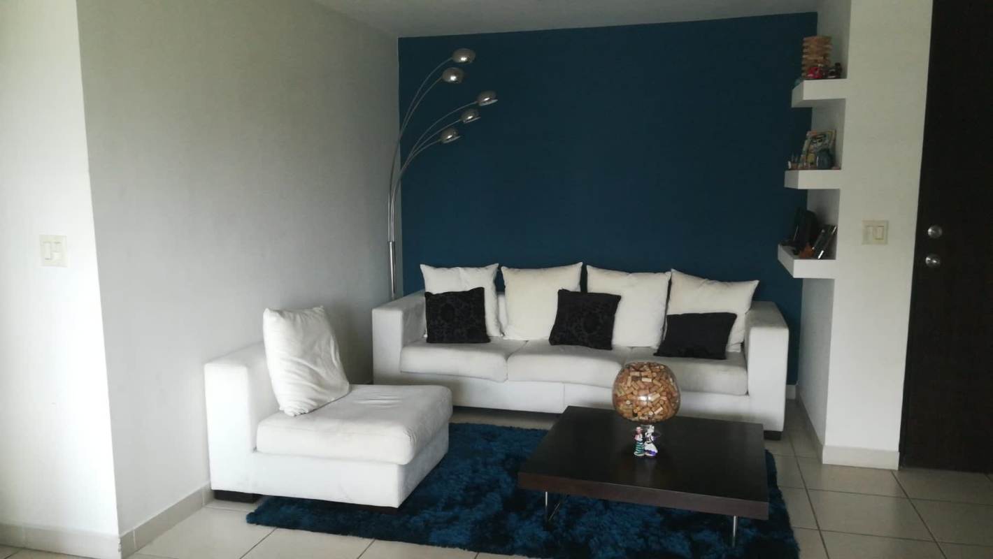 Contemporary kitchen with granite countertop appliances PH Greenbay Costa del Este