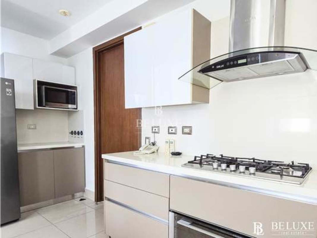 Master bedroom with ensuite bathroom and city views PH Bali Costa del Este Panama