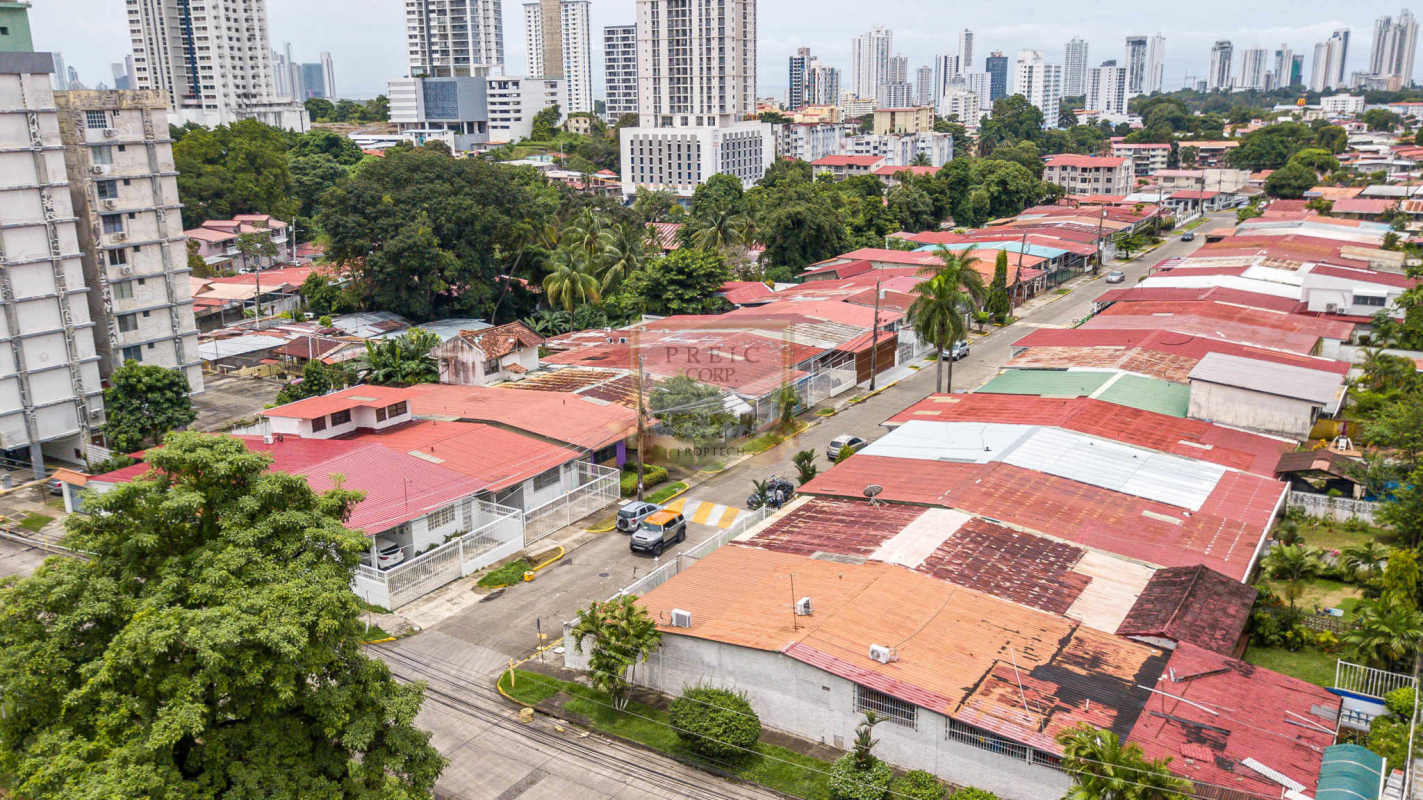Aerial image showing residential houses of Urbanization Los Pinos in Panama City