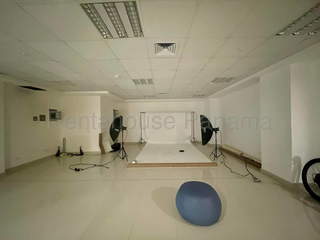Office Space for Rent in Bella Vista - 0 bedrooms