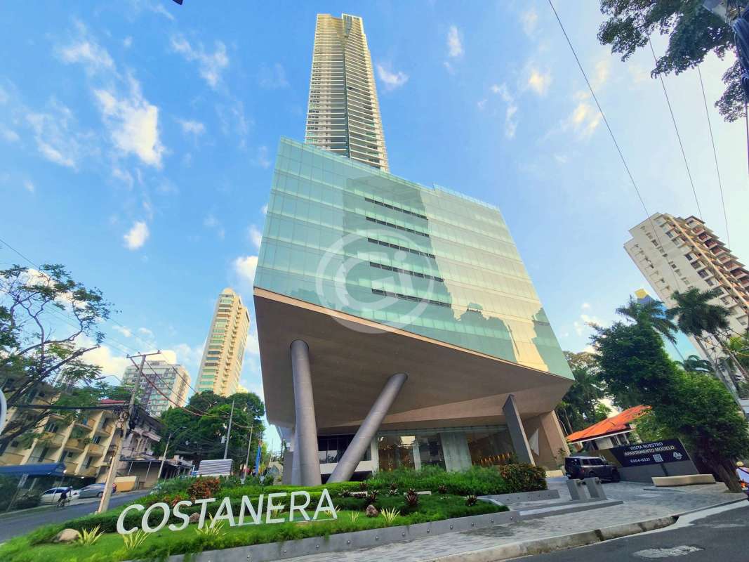 Modern kitchen fully equipped dishwasher gas stove marble floors PH Costanera Panama