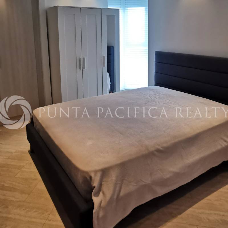 Furnished 2BR Apartment with Country Club Amenities PH The Regent