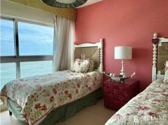 Master bedroom balcony ocean view PH Bahía Playa Serena Nueva Gorgona Panama