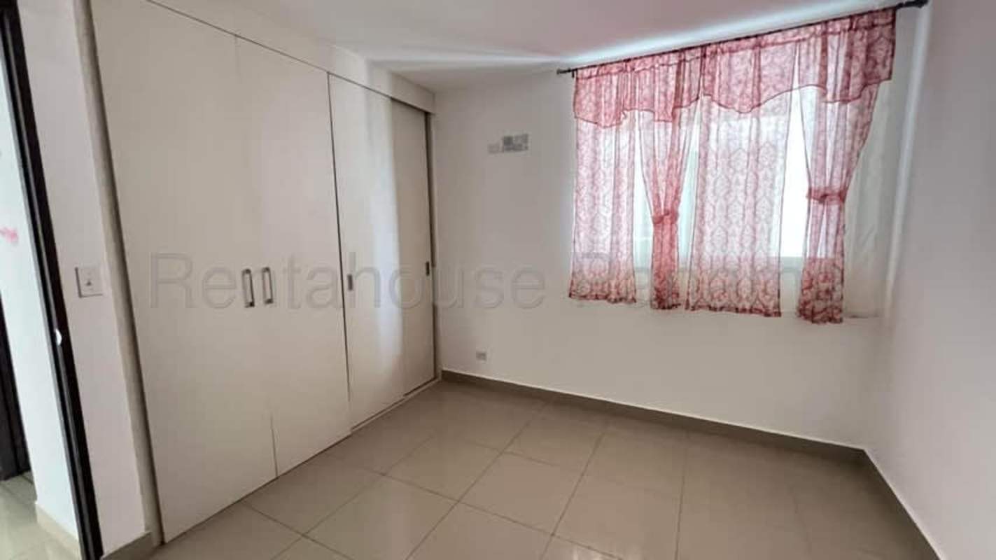 Modern bathroom with glass shower and vanity in PH Altamira Panama